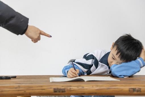 姓丁男孩名字好听好新版