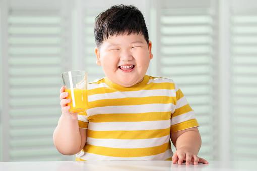 易学中男孩名字大全比较韩范