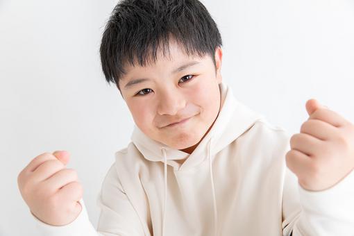 男孩名字姓齐好听不俗
