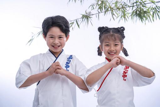 姓詹男孩名字冷酷大气有含义