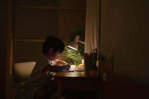 姓于五行喜土男孩名字