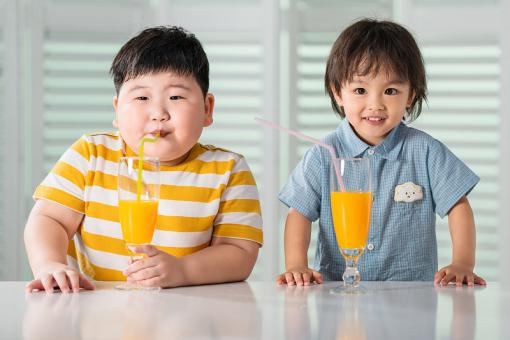 姓辛男宝宝名字形容温柔婉约