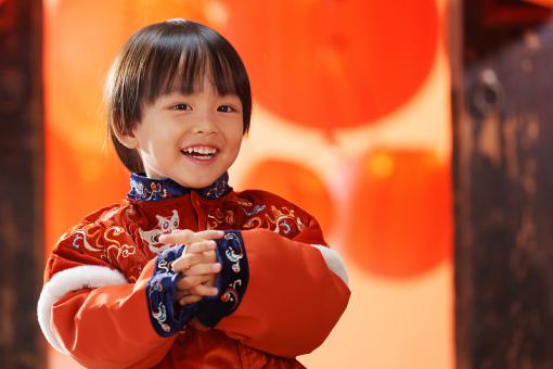 五行属火土的男宝宝名字属蛇