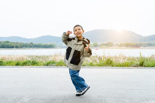 五行缺火和土男孩名字要霸气
