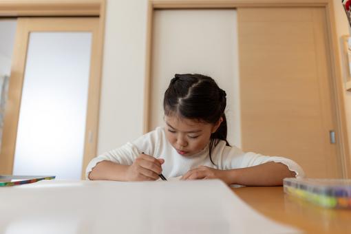 女孩名字姓左属小龙