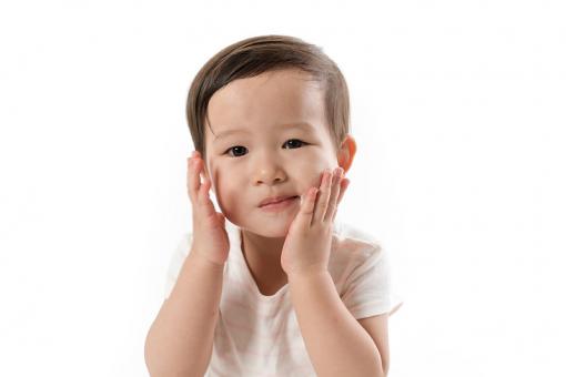 姓姚五行喜土女孩名字