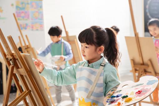 诗经中女孩名字五行缺火精选