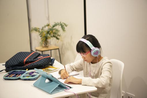 姓曹女孩名字朗朗上口有含义