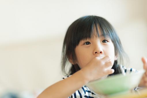 唐诗中女孩名字出众