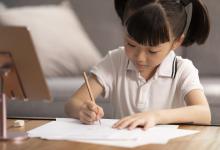 2025蛇年五行喜水女孩名字大全-好运起名网