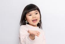 姓李女孩名字阳刚-好运起名网