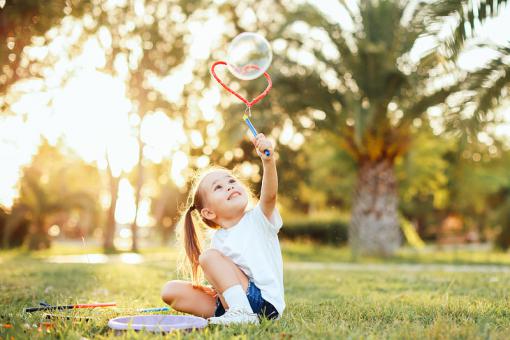 姓廖女孩名字(简短) 姓廖女孩名字(简短)