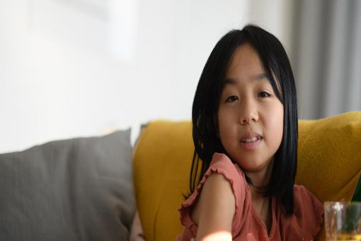 女孩名字姓尹用唐诗给起个朗朗上口